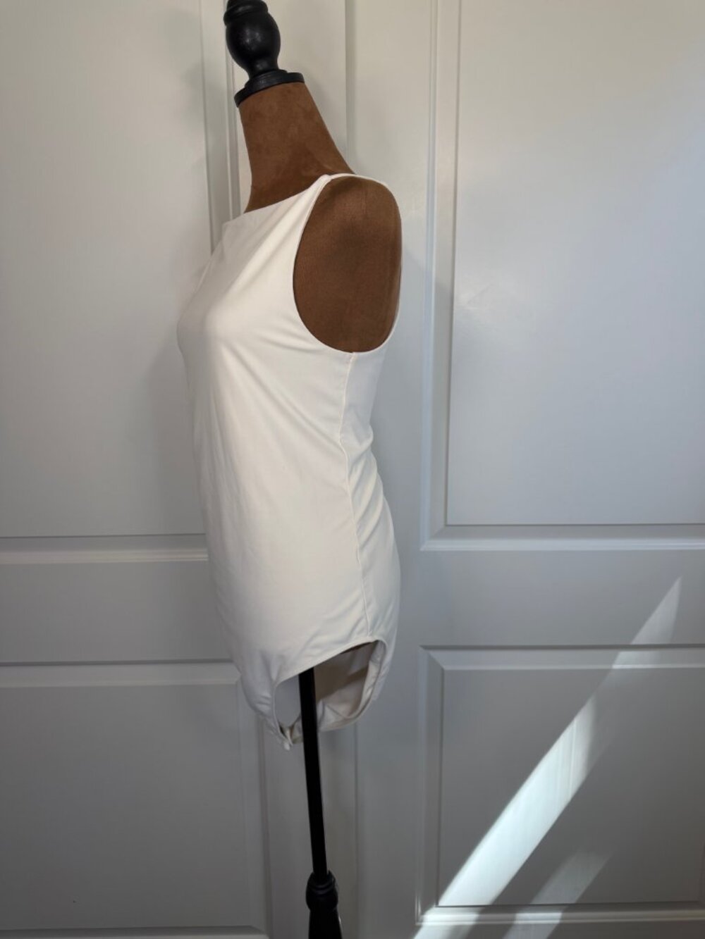 Old Navy Double Layer Cami Bodysuit White Sea Salt XL Stretch Fitted Tank - Picture 6 of 13